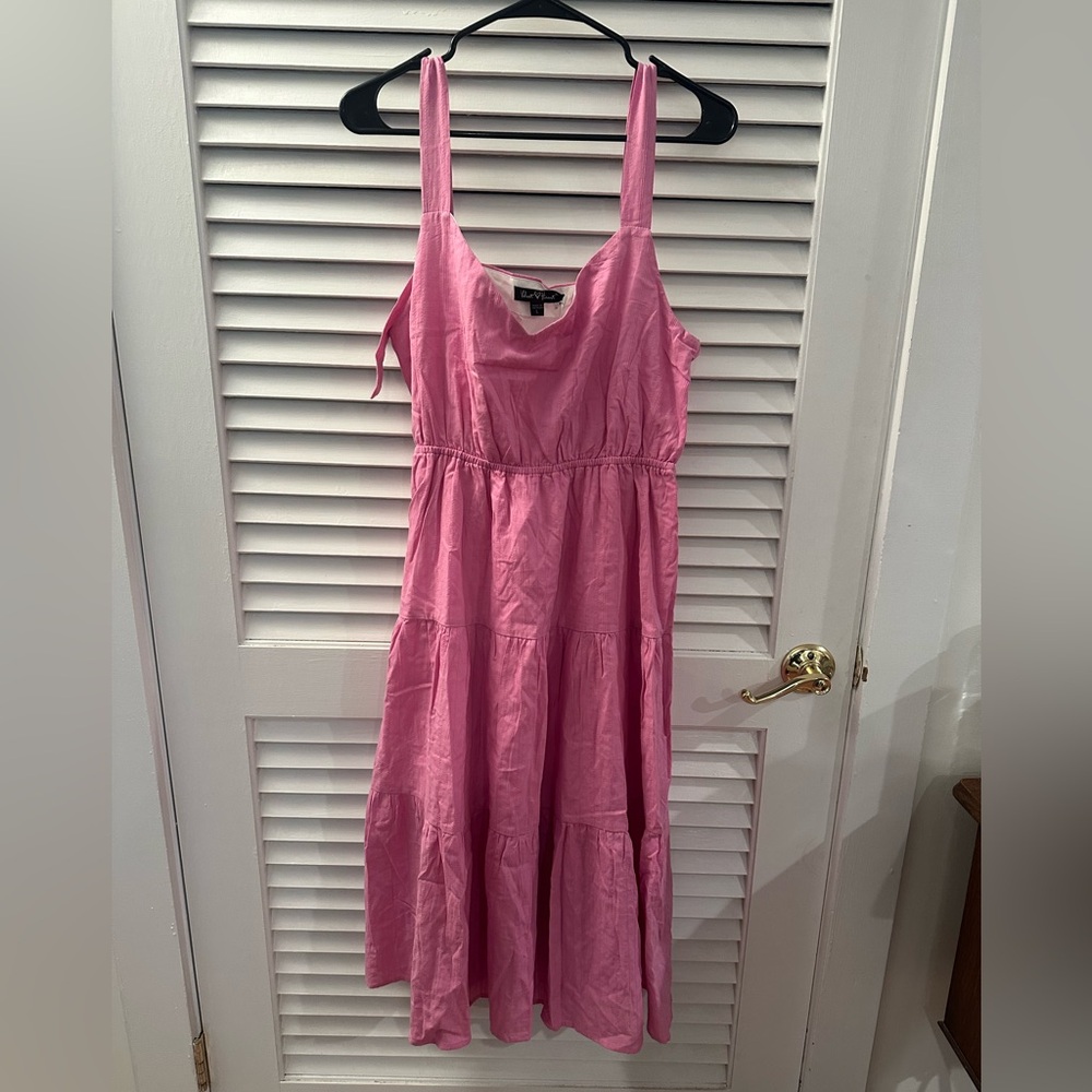 NWT. Velvet Heart Pink Sun Dress. Size: L.